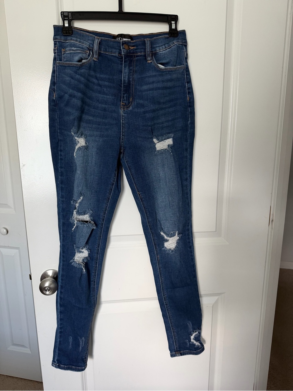 Fashion Nova High-Rise Distressed Women’s Jeans - Dark Blue